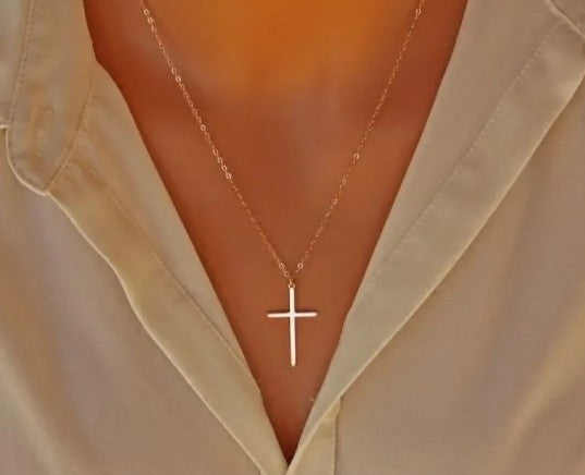 Cross Silver Pendant Necklace