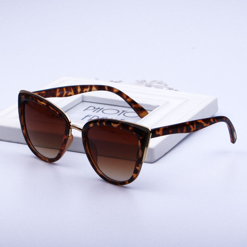 Tortoiseshell Cat-Eye Sunglasses for Women