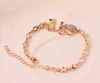 Cat Bracelet with Alloy Fashion Jewelry