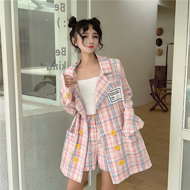 Checkered Women's Suit Set with High-Waisted Shorts