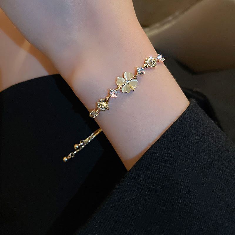 Cat's Eye Petal Flower Chain Bracelet