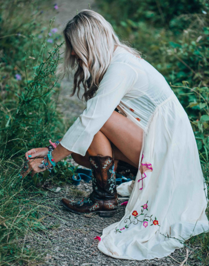 Embroidered Long Sleeve Sun Protection Beach Cover-Up