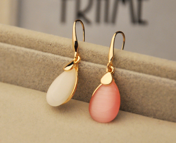 Cat's Eye Stone Drop Earrings in Teardrop Design