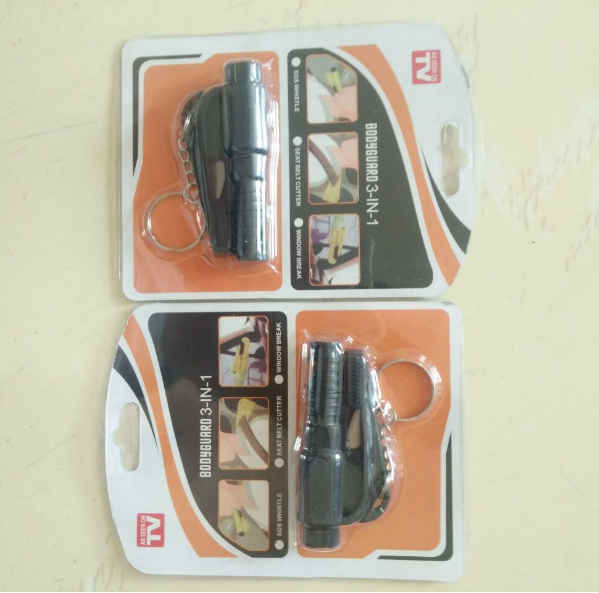 Mini Car Window Breaker Keychain | Accessory