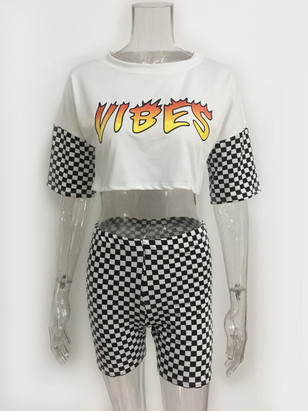Trendy Street Style Tight Shorts and Crop Top Set