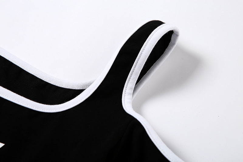Crop Top T-Shirt with Shoulder Letter Print by PUNKT