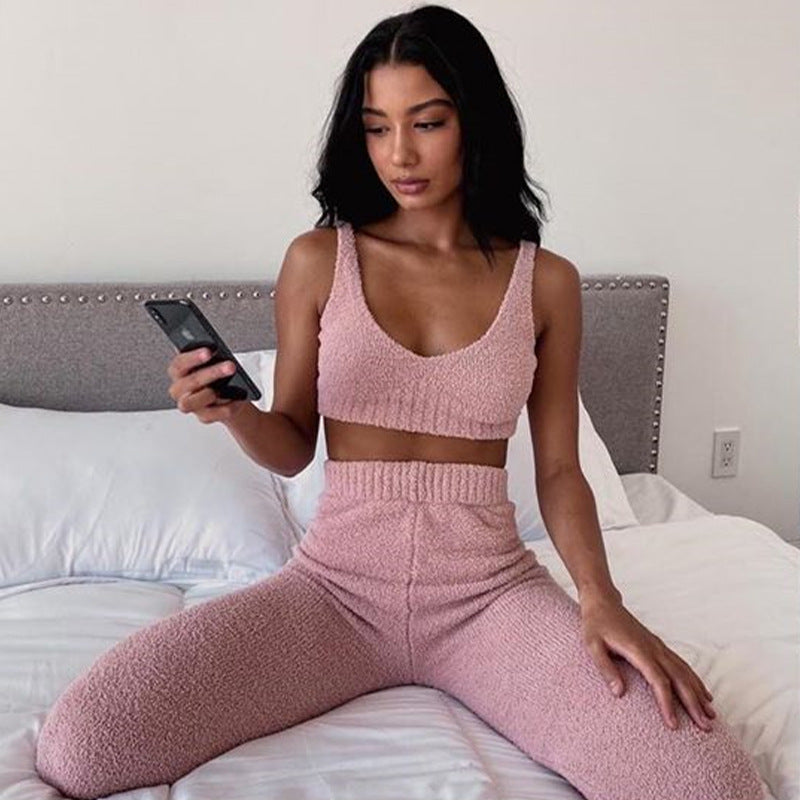Trendy Plush V-Neck Cropped Top and Pants Set for Women