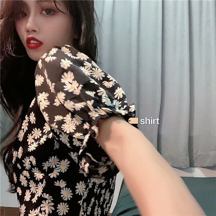 Summer 2020 High-Waist Daisy V-Neck Crop Top for Women