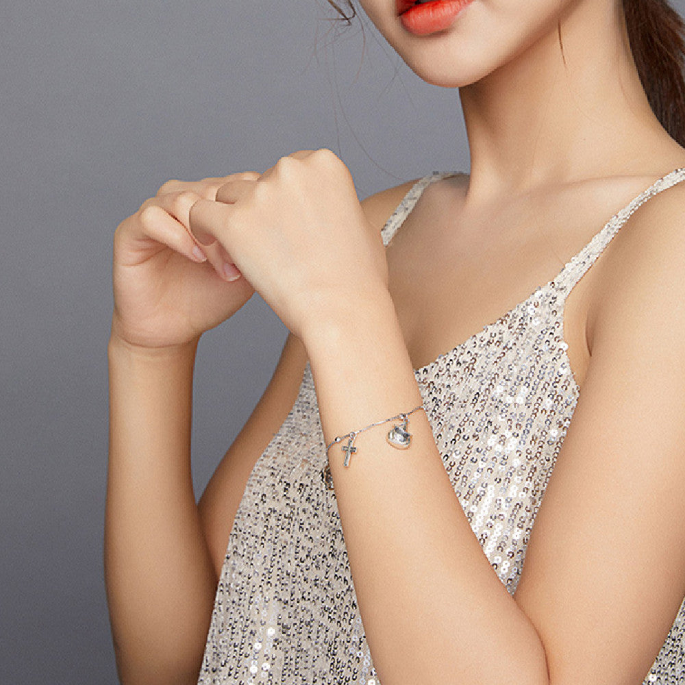 Ladies' Fashion Skull Cross Bracelet for Unique Style