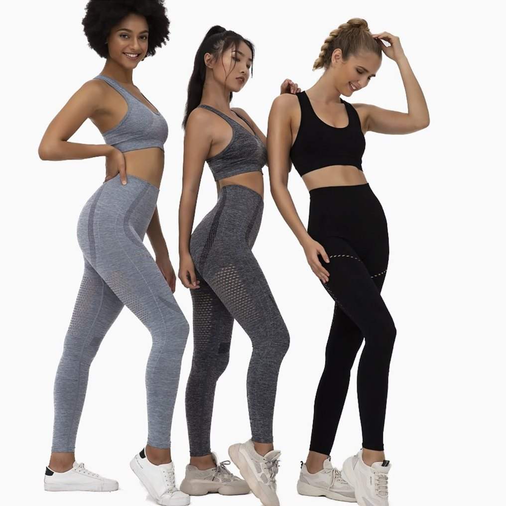 Seamless Yoga Set with Pants and Tank Top for Women